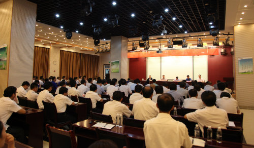 建设集团召开干部大会:陕煤集团党委副书记、董事尤西蒂宣布公司新一届领导班子任命