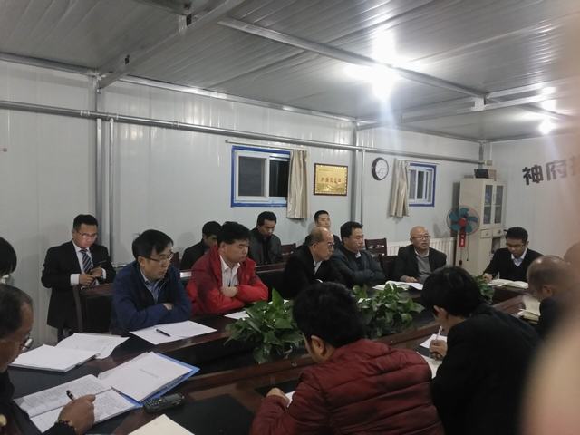 曹家滩矿项目推进会为掘进公司“排忧解难”