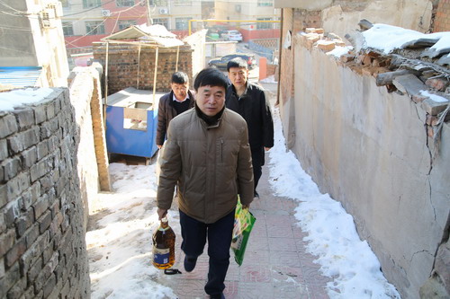 年终送温暖 关爱沁心田