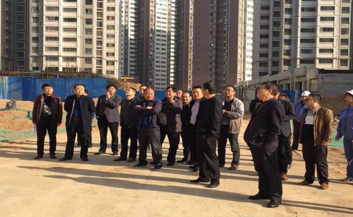 铜川矿业公司副总经理李先锋一行莅临铜煤1#2#工地检查指导工作