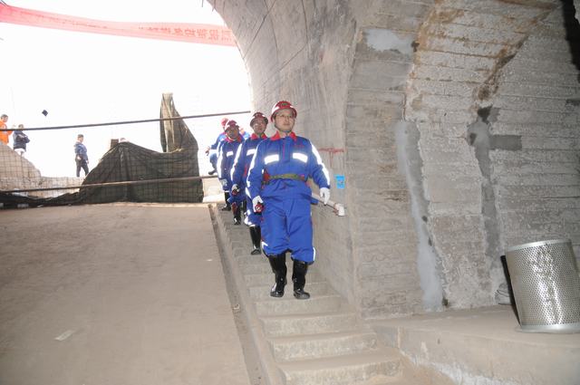 掘进公司柠条塔北翼2号风井工程顺利通过竣工验收