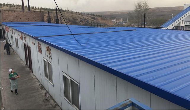 房屋换新颜 关怀暖人心