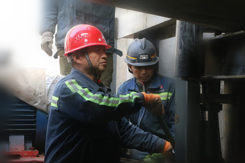 施工现场的“蓝精灵”