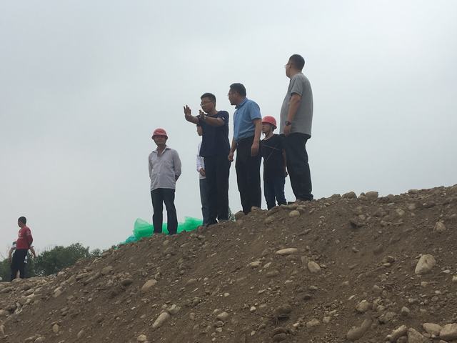 德璟董事长一行莅临紫沟河防洪工程检查指导