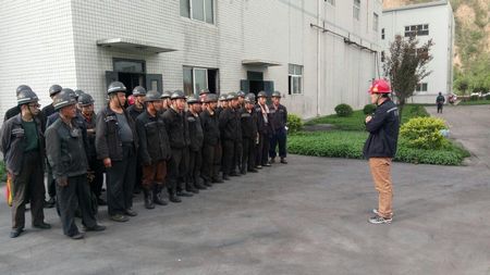 陕煤建设天工公司瑞能矿建项目部“六小”推进班组建设