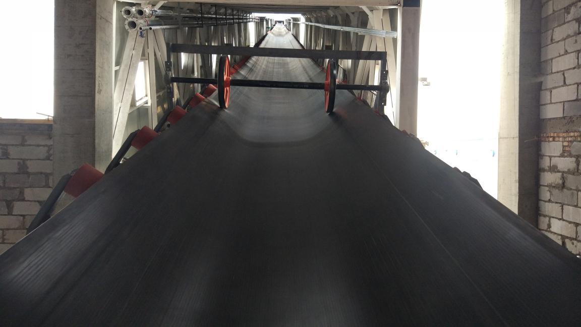 陕煤建设机电安装公司曹家滩项目部承建的皮带一次试运转成功