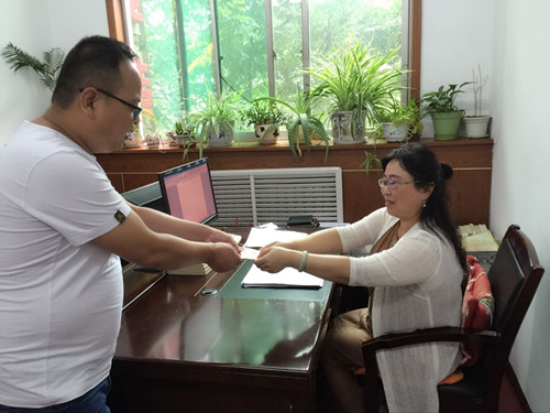 精准助学让寒门学子心里“暖暖的”