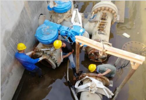 陕煤建设园林公司:雨季“抢险”