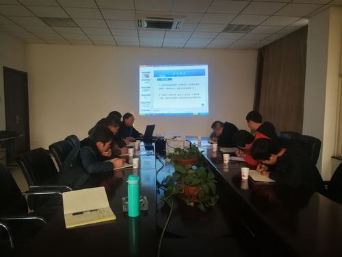 陕煤建设掘进公司：厂家实地培训 建立连采机种子队