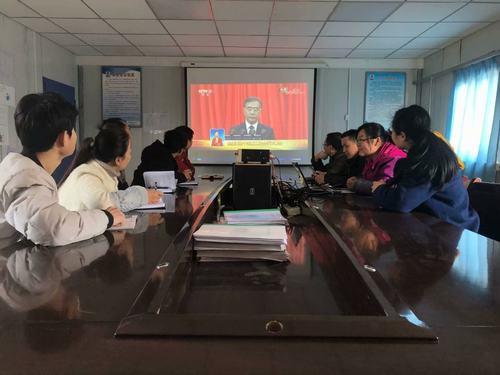 陕煤建设澄合分公司迅速掀起全国“两会”学习热潮