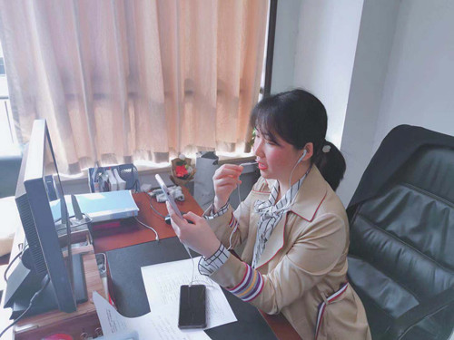 陕煤建设天工公司“逐梦新时代?巾帼绽芳华”女工经典诵读活动成功举办