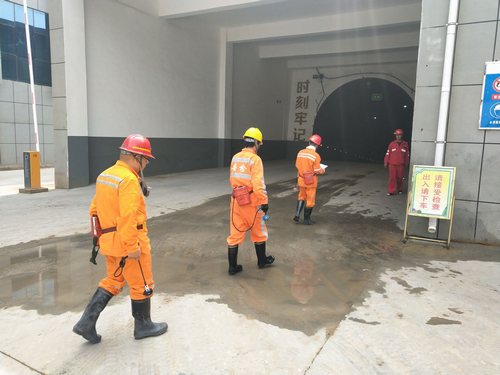 陕煤建设掘进公司：摆脱以罚代管 构建服务型安监队伍