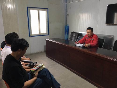 陕煤建设矿建二公司领导干部“走下去”群众意见“听进去”