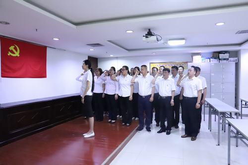 陕煤建设矿建二公司开展“不忘初心牢记使命”专题党日活动