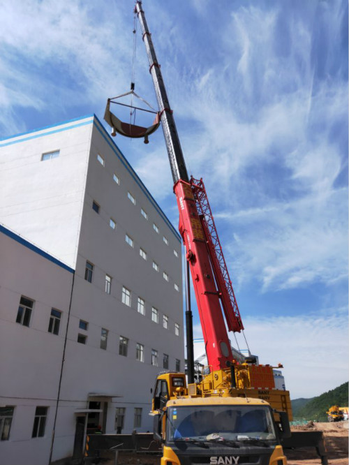 陕煤建设机电安装公司承建冶坪矿动筛车间浓缩机吊装顺利完成
