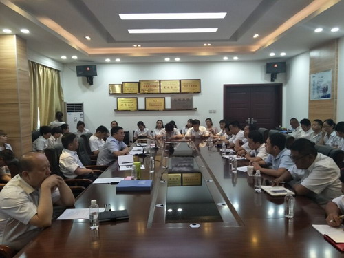 铜川公司学习传达陕煤建设二季度追赶超越点评会暨上半年经济运行分析会精神