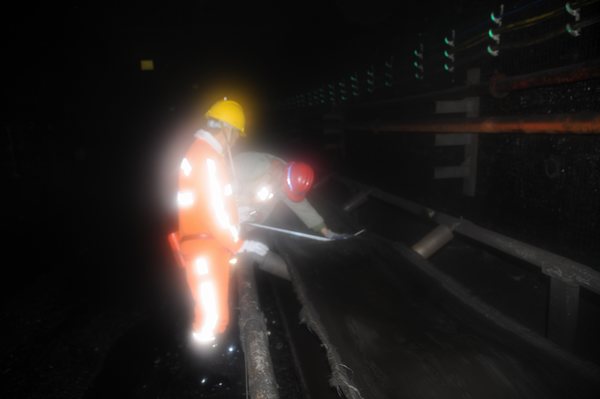 陕煤建设掘进公司：明责任转作风打赢四季度安全生产“攻坚战”