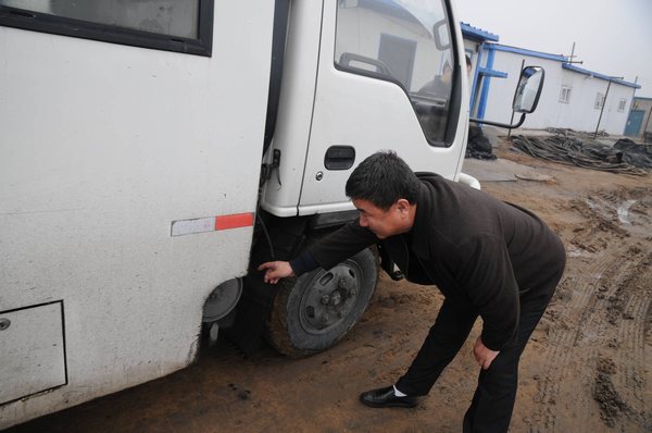 陕煤建设掘进公司:强化防爆车辆管理保安全提效率