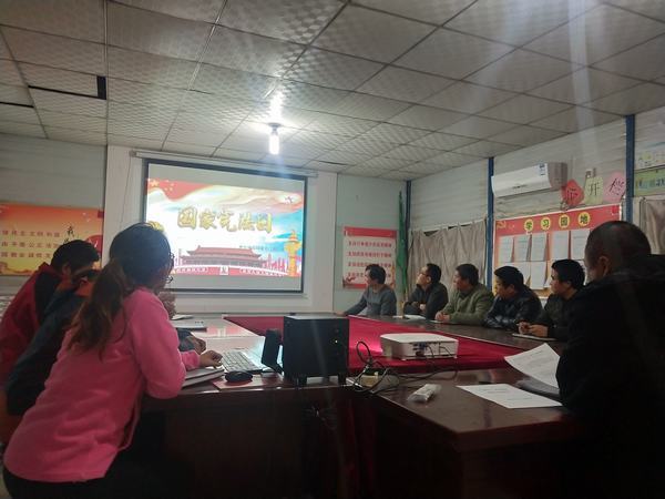 陕煤建设澄合分公司各单位积极开展“法制宣传日”活动