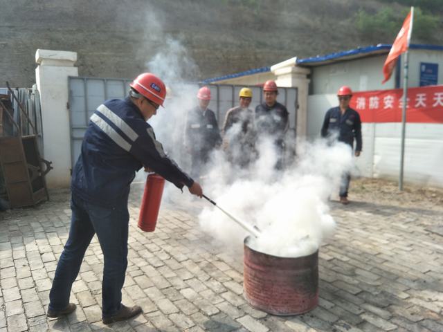 陕煤建设洗选煤运营公司安装第二项目部:“冬季三防”工作有声有色进行中