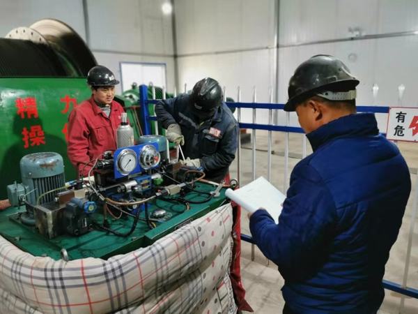 陕煤建设矿建二公司认真开展生产安全大排查第二阶段活动