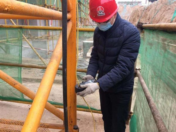 天工公司设备管理电气春季预防实验正当时