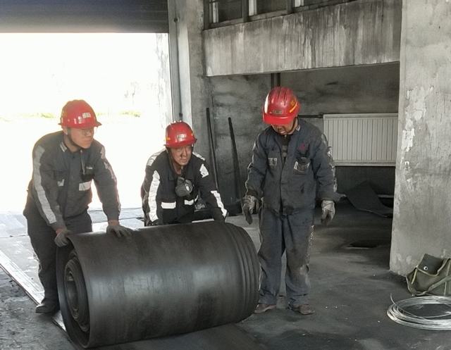 陕煤建设洗选煤运营公司:“五一”,我在这里奋战