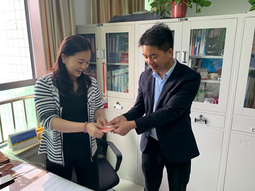 陕煤建设公司：一张蛋糕卡  尽显关爱情