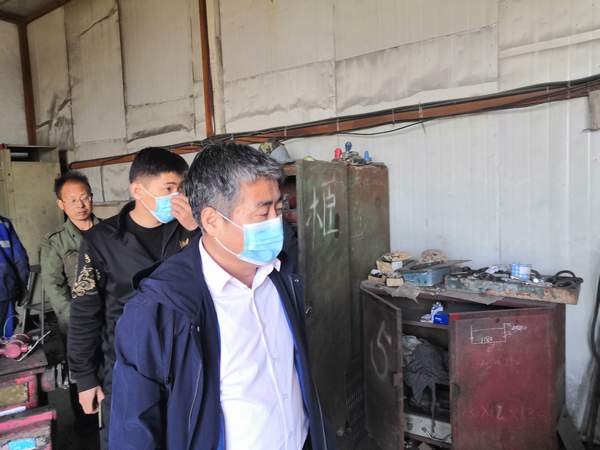 陕煤建设掘进公司：班子成员走基层确保两会期间安全平稳