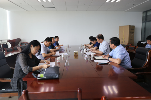 侯本英莅临天工公司开展工作调研