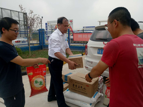 陕煤建设天工公司：中储粮项目滑模忙，领导关怀送一线