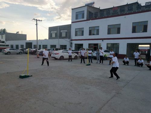 陕煤建设铜煤公司第八项目部开展 “比拼激扬梦想  励志赢来成功”文体活动凝聚力量