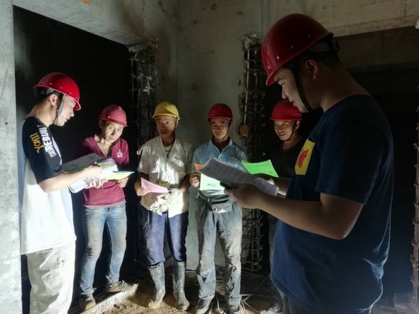 陕煤建设渭南分公司第五项目部安全“宣传兵”行动了