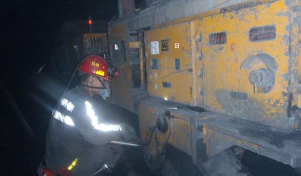 陕煤建设掘进公司:红柳林项目部井下硐室小工程展示大风采