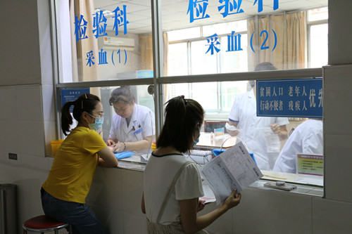 陕煤建设机电安装公司：暖心礼包为职工健康“保驾护航”