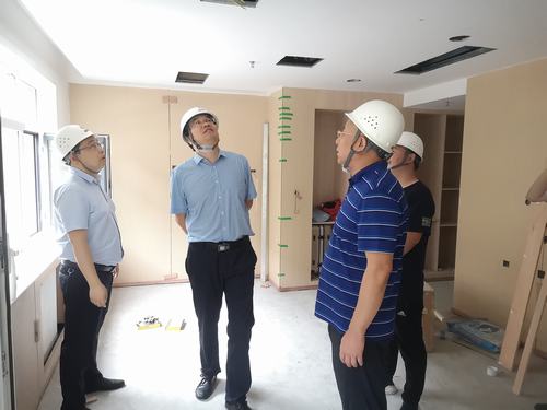 陕煤实业集团副总经理张四栋莅临西煤机养老院项目检查指导工作