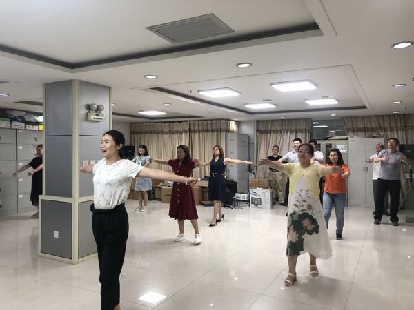 陕煤建设矿建二公司：让“工间操”成为健康“加油站”