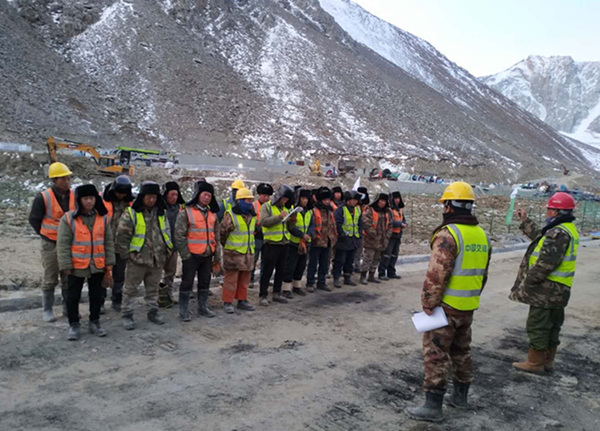 陕煤建设矿建三公司:开好班前会,弹好安全管理“前奏曲”