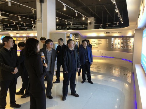 宁兴刚、赵敬凯一行赴鄂尔多斯国家高新区考察项目