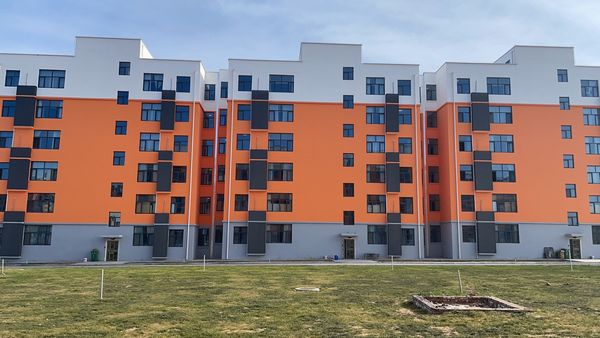 陕煤建设天工公司承建的小保当1、2#公寓楼顺利通过竣工验收