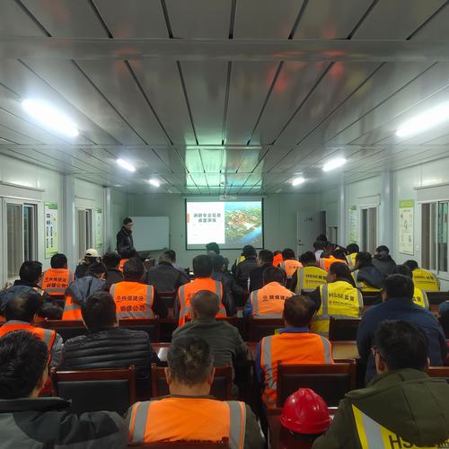 陕煤建设铜煤公司第十六项目部组织开展消防安全应急桌面演练活动