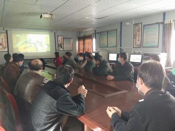 陕煤建设矿建二公司冶坪项目部:深入学习“十四五”紧抓安全“方向舵”