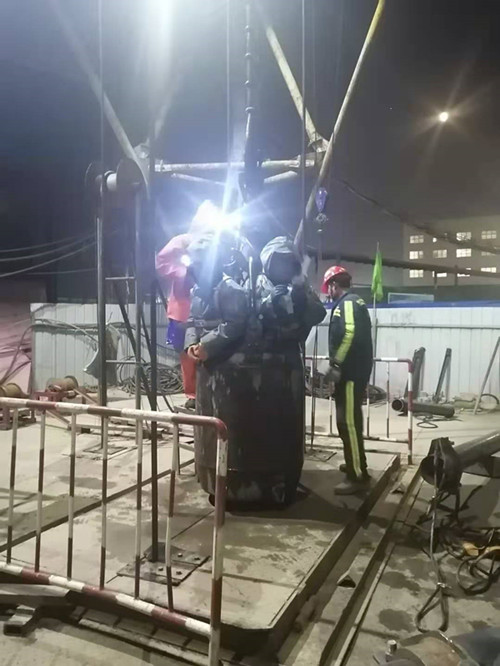 陕煤建设机电安装公司西卓项目部提前21天完成主井井筒装备安装