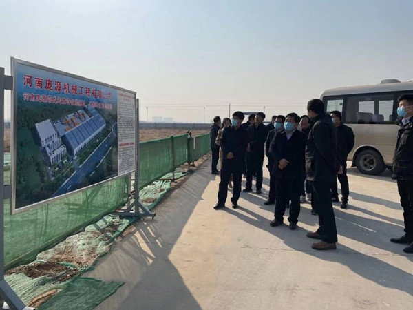 河南省长葛市委书记尹俊营一行深入陕煤建设渭南分公司河南庞源项目视察工作