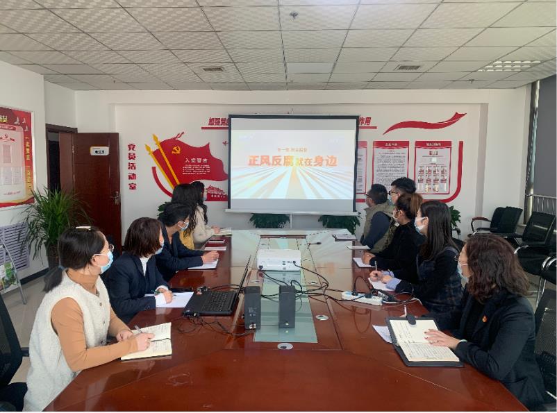 绿宇公司：为职工送上定制款“新年廉洁大礼包”