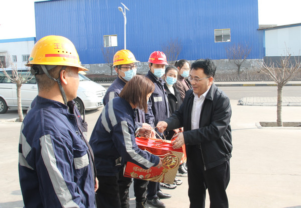 王明智赴澄合山阳煤矿慰问一线职工