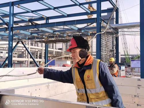 【春节一线报道】春节坚守岗位的铜煤建设者