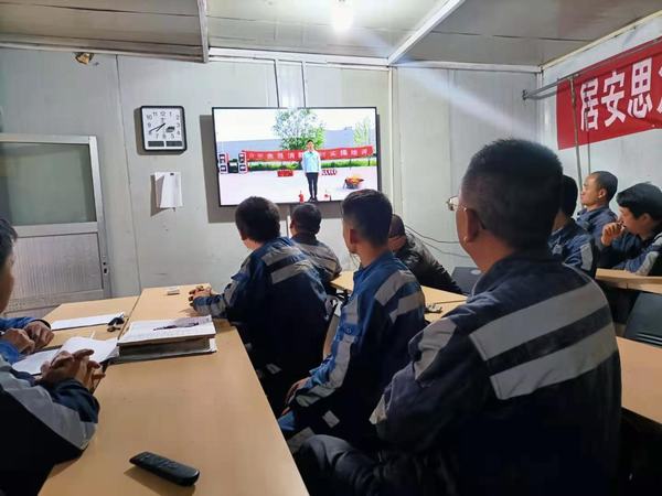 陕煤建设洗选煤运营公司红柳林洗煤厂项目部:安全无小事,防火第一步