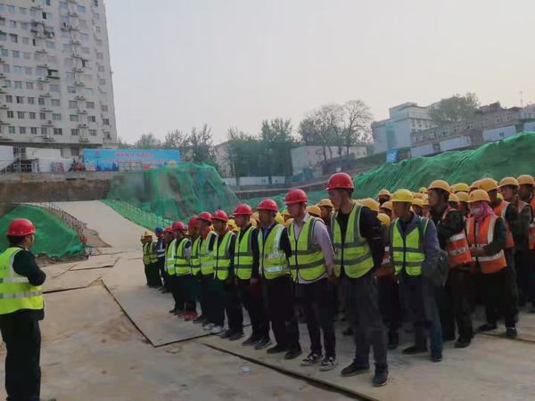 陕煤建设韩城分公司土建二项目部：“三查”行动让劳务工安心、暖心、舒心每一天