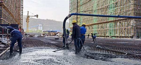 【五一项目建设专题七】陕煤建设澄合分公司第三项目部 “五一”不打烊 建设工地“热翻天”